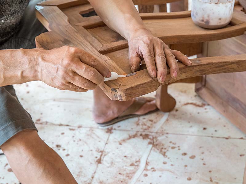 犍为旧家具改色翻新方法